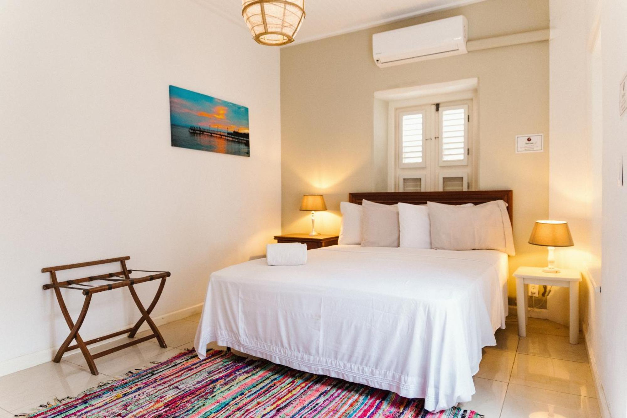 Bario Hotel 威廉斯塔德 外观 照片